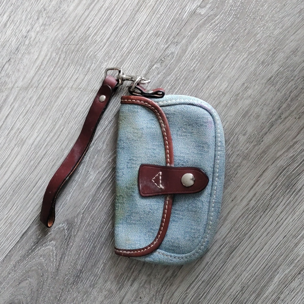 Vintage Dooney & Bourke Clutch